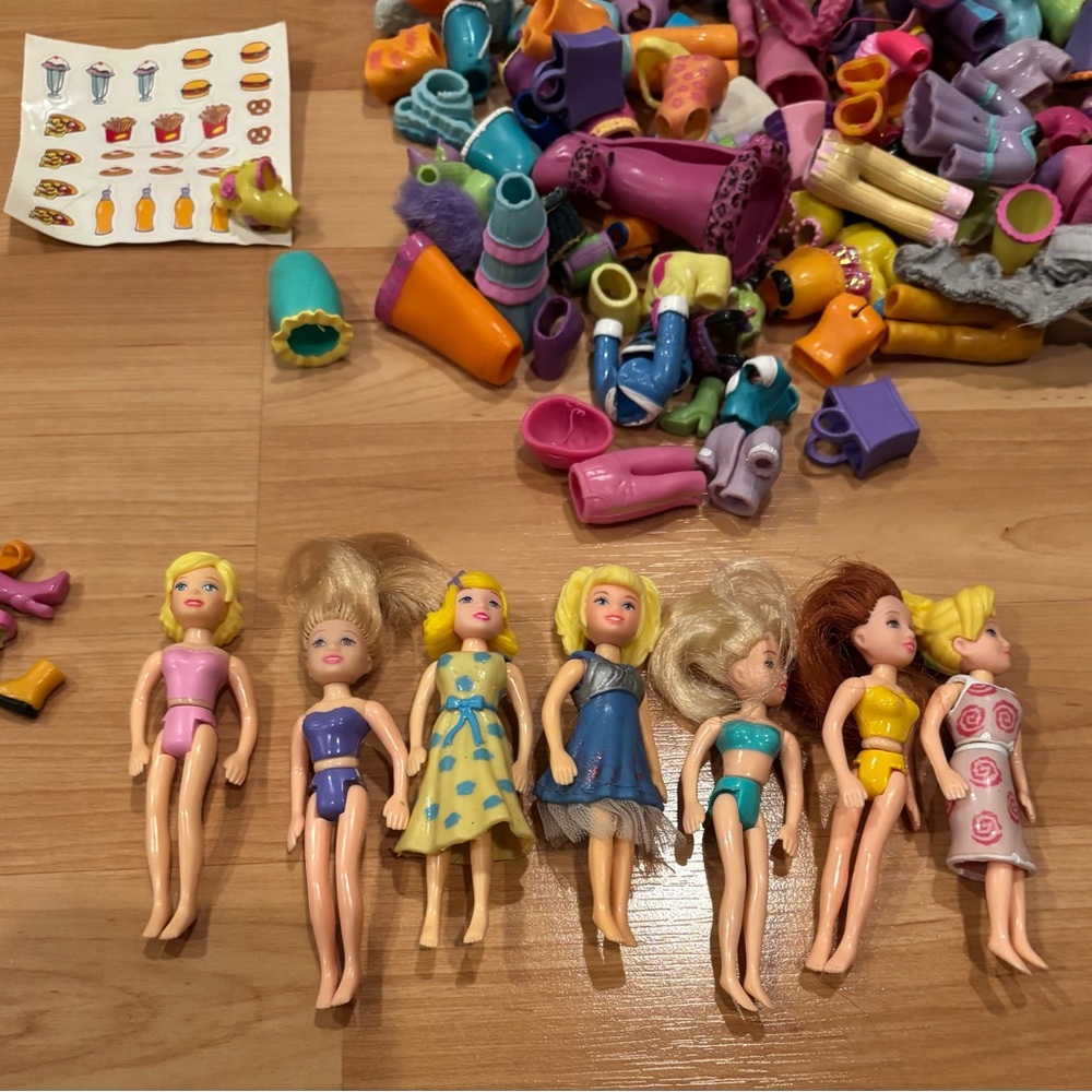 Vintage 2000’s Large Lot Polly Pockets Designer Mall Playset - Picture 8 of 8